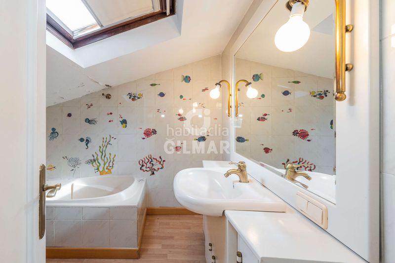 Casa pareada chalet pareado con jardín privado en hispanoamérica chamartínen una tranquila calle residencial del exclusivo barrio de hispanoam en Madrid - Imagen 28