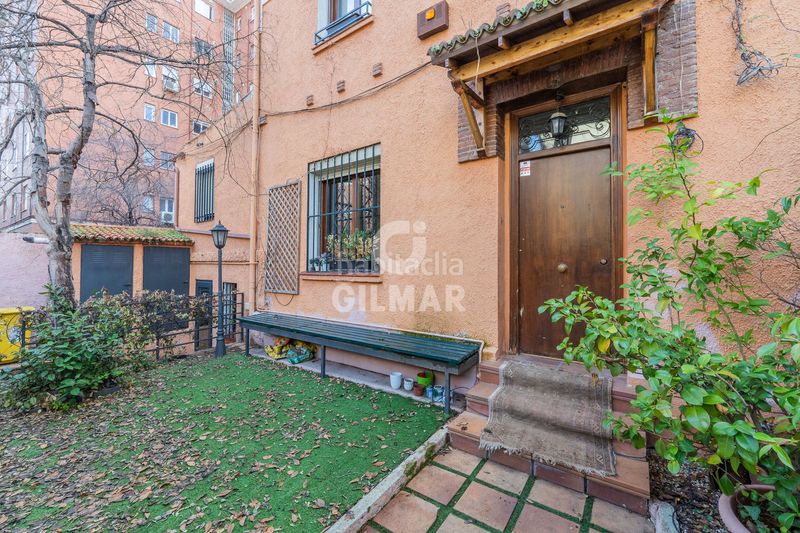 Casa pareada chalet pareado con jardín privado en hispanoamérica chamartínen una tranquila calle residencial del exclusivo barrio de hispanoam en Madrid - Imagen 29