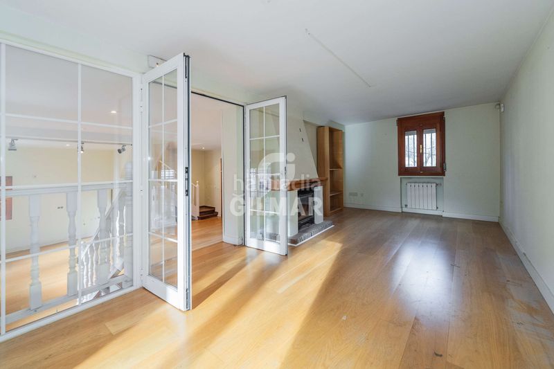 Casa pareada chalet pareado con jardín privado en hispanoamérica chamartínen una tranquila calle residencial del exclusivo barrio de hispanoam en Madrid - Imagen 6