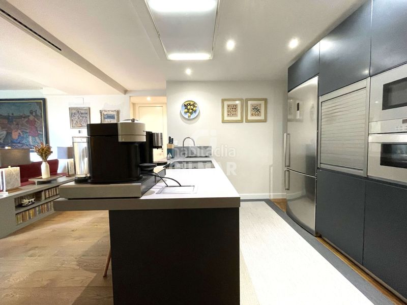 Piso ubicado en una de las zonas más exclusivas y tranquilas de chamartín, presentamos este magnífico piso exterior de 120m construidos en Madrid - Imagen 20