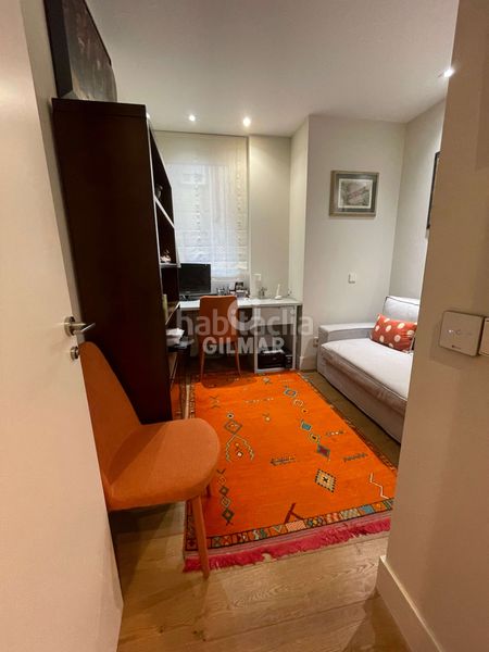 Piso ubicado en una de las zonas más exclusivas y tranquilas de chamartín, presentamos este magnífico piso exterior de 120m construidos en Madrid - Imagen 9
