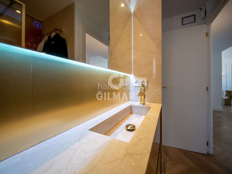 Foto ca9bd5de-9984-4bed-8483-be0469182d16. Àtic amb calefacció aparcament a Goya Madrid