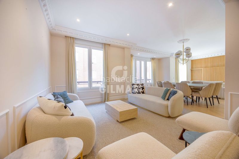 Piso barrio de salamanca, calle núñez de balboa junto a calle juan bravo, magnífica vivienda en planta alta exterior con vistas despeja en Madrid