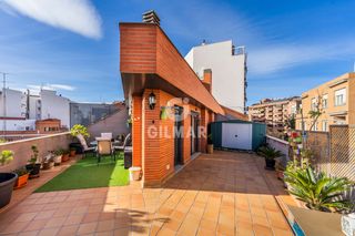 Duplex in Fuente del Berro. Descubre este espectacular áticodúplex situado en el exclusivo b