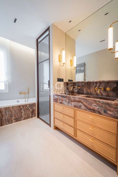 Foto df2f61df-7b6f-42b9-a1aa-c4645cc1436e. Pis amb calefacció a Castellana Madrid