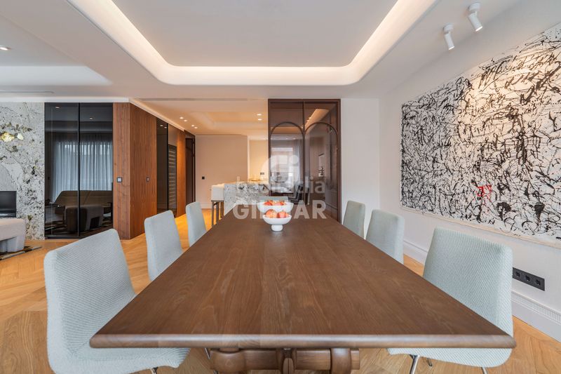 Foto ec8dba36-a422-44f9-a6ef-db8a44d5df6d. Pis amb calefacció a Castellana Madrid