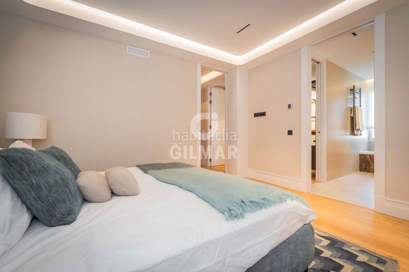 Foto f018920c-1d47-467a-bf53-edf0bd0e6b72. Pis amb calefacció a Castellana Madrid