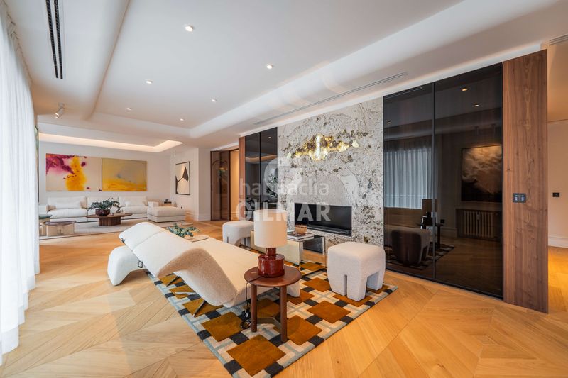 Foto f9b501ba-4e15-4e98-b761-a6de4147284a. Pis amb calefacció a Castellana Madrid