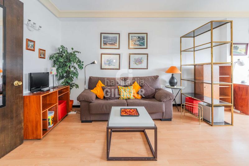 Foto 44b814d1-3982-422c-9b49-26ebbb68fcf6. Piso edificio eurocis, seguridad 24 horas, exterior, luminoso, estancias amplias, en buen estado, ha estado alquilado, posibilidad de g en Madrid