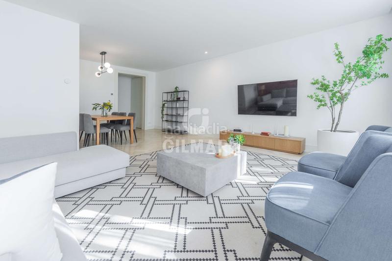 Foto 0d25c12c-be1c-47ba-9bc7-f35e5d859134. Flat with heating parking pool in Lista Madrid