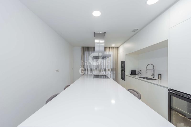 Foto 5a332888-658d-486b-bff2-26716a795357. Flat with heating parking pool in Lista Madrid