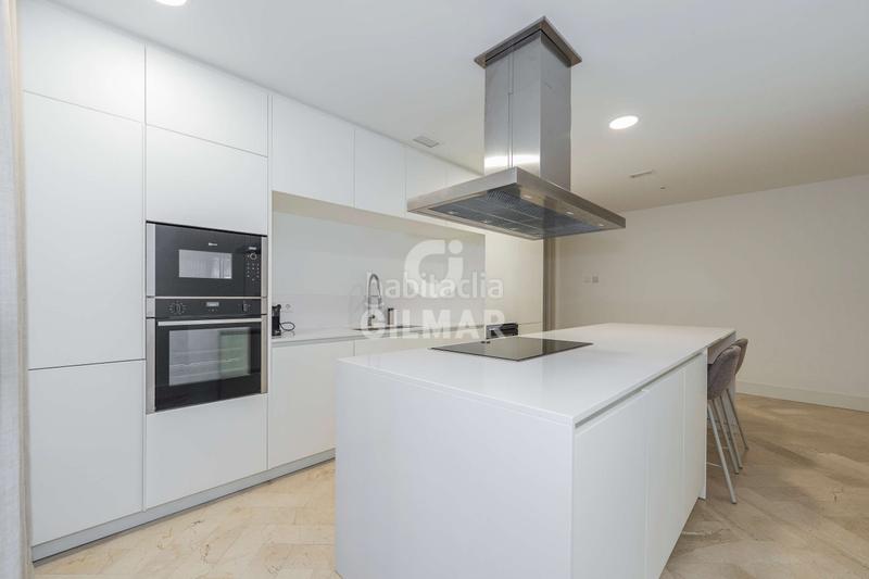 Foto a0af4637-1fa1-4187-afba-db4e84ac15ce. Flat with heating parking pool in Lista Madrid