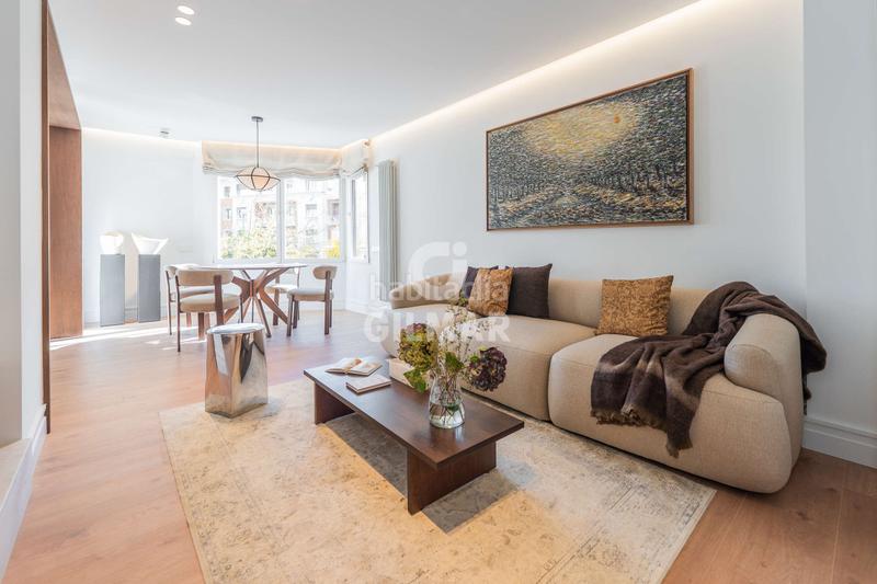 Foto 2112b4e5-71f3-4ea9-b9e6-34a6fffc6ddf. Etagenwohnung mit heizung in Quintana Madrid