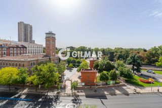 Dúplex a Recoletos. Exclusivo ático en recoletos con vistas al parque del retiro  te