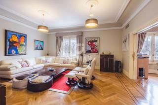 Piso en Ibiza. Se vende en el exclusivo barrio de ibiza, en madrid, este lujoso