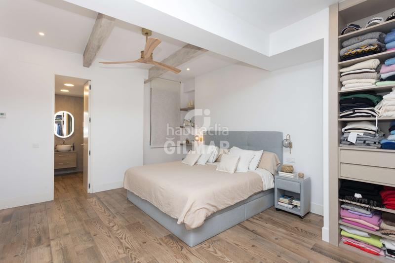 Foto 85da817b-bc80-4542-a985-b035695393c0. Piso descubre el lujo y la elegancia en este espectacular piso ubicado en la calle montalbán en el prestigioso barrio de Jerónimos, en en Madrid