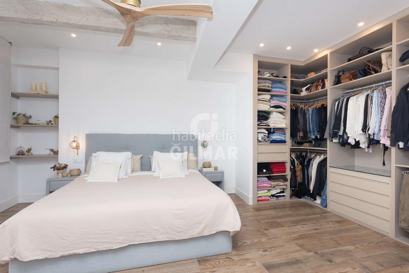 Foto 984bda4a-aaa3-4118-b73f-90f9042f63ee. Piso descubre el lujo y la elegancia en este espectacular piso ubicado en la calle montalbán en el prestigioso barrio de Jerónimos, en en Madrid