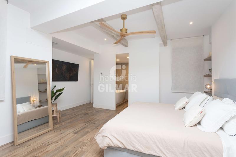 Foto aed1d42d-3728-41ae-885c-ed17351ec3fd. Piso descubre el lujo y la elegancia en este espectacular piso ubicado en la calle montalbán en el prestigioso barrio de Jerónimos, en en Madrid