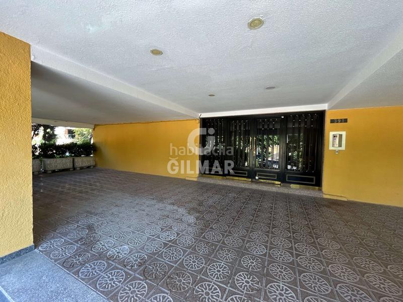 Foto 9372d18e-5540-4a83-a85a-e82e19c5151c. Planta baja vivienda en moratalaz bajo reformado con entrada independientete presentamos una excelente oportunidad en el barrio de moratalaz, en Madrid