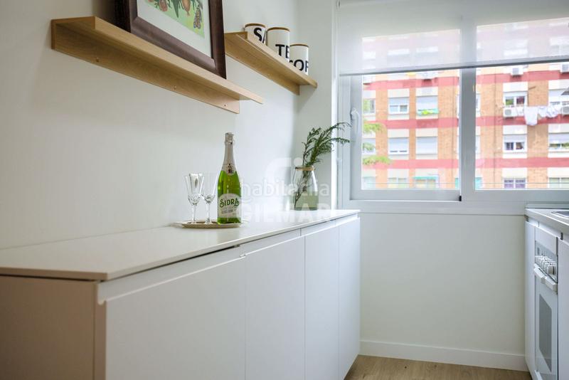 Foto d7bc902b-e903-482c-bfe9-fcd5395f455c. Appartamento con riscaldamento parcheggio in Estrella Madrid