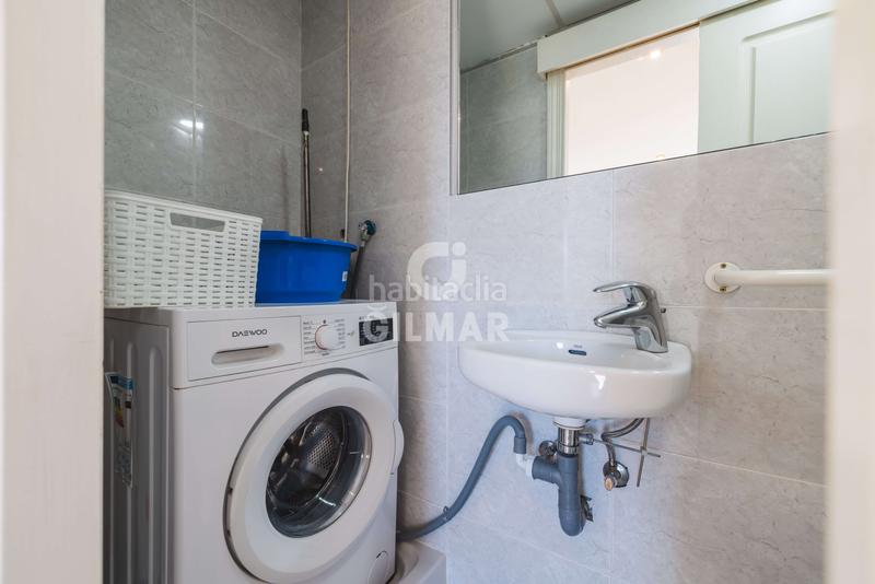 Foto c20c7841-e989-426f-b5f0-37f60a8b6664. Piso descubre este encantador piso ubicado en el emblemático barrio de Ibiza, en el distrito retiro . con sus 69 metros cuadra en Madrid