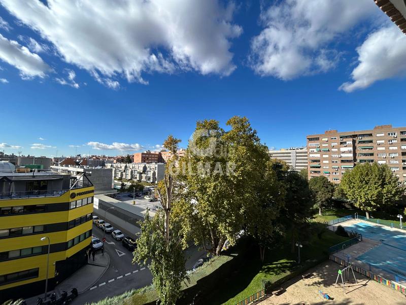 Foto 41209d29-66ae-4826-b65a-e735b13ea822. Appartement avec chauffage piscine dans Adelfas Madrid