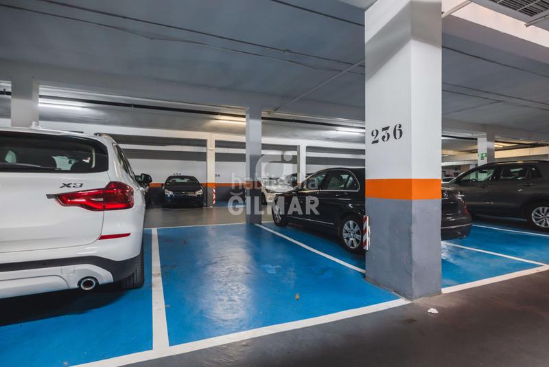 Foto 957c18de-7f59-4839-a1a2-afa7ced90800. Appartement avec chauffage piscine dans Adelfas Madrid