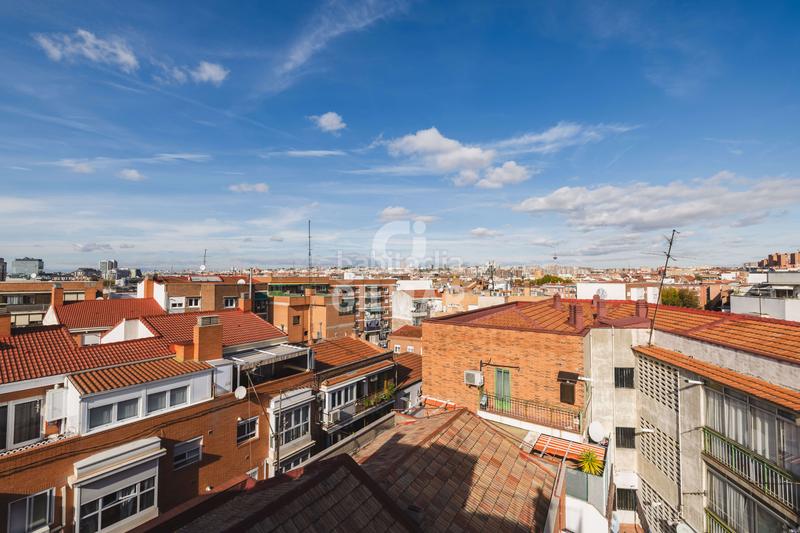 Foto d75167c7-4ecc-4ebc-9393-0fe1ac199408. Duplex avec chauffage parking dans San Diego Madrid