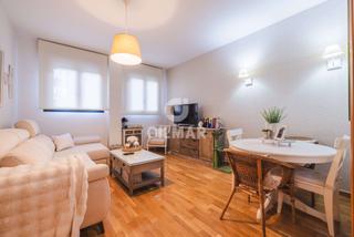 Ground floor in Casco Histórico de Vallecas. En el emblemático barrio del casco histórico de vallecas, situad