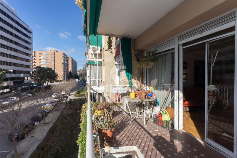 Piso descubre este elegante piso ubicado en el barrio de Estrella, dentro del prestigioso distrito de retiro . con una superfi en Madrid - Imagen 10