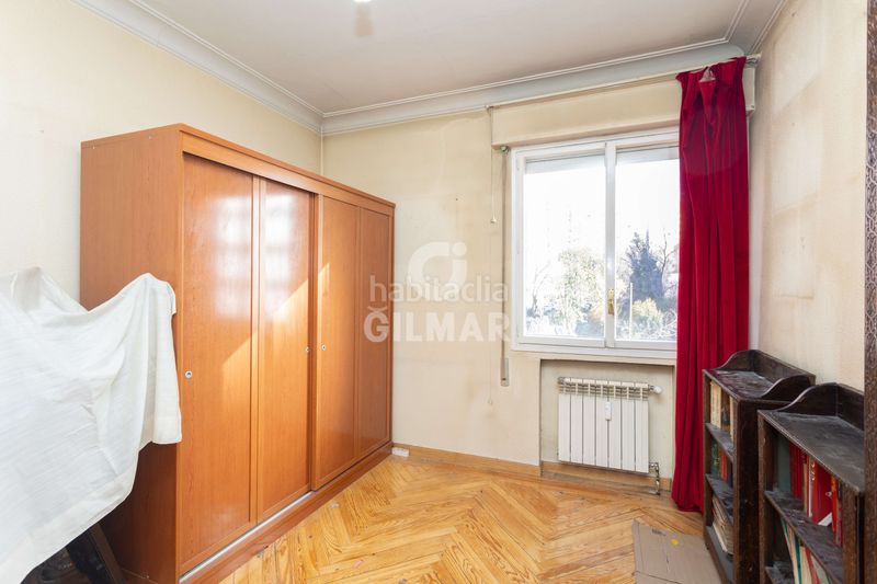 Piso descubre este elegante piso ubicado en el barrio de Estrella, dentro del prestigioso distrito de retiro . con una superfi en Madrid - Imagen 21