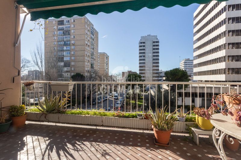 Piso descubre este elegante piso ubicado en el barrio de Estrella, dentro del prestigioso distrito de retiro . con una superfi en Madrid - Imagen 8