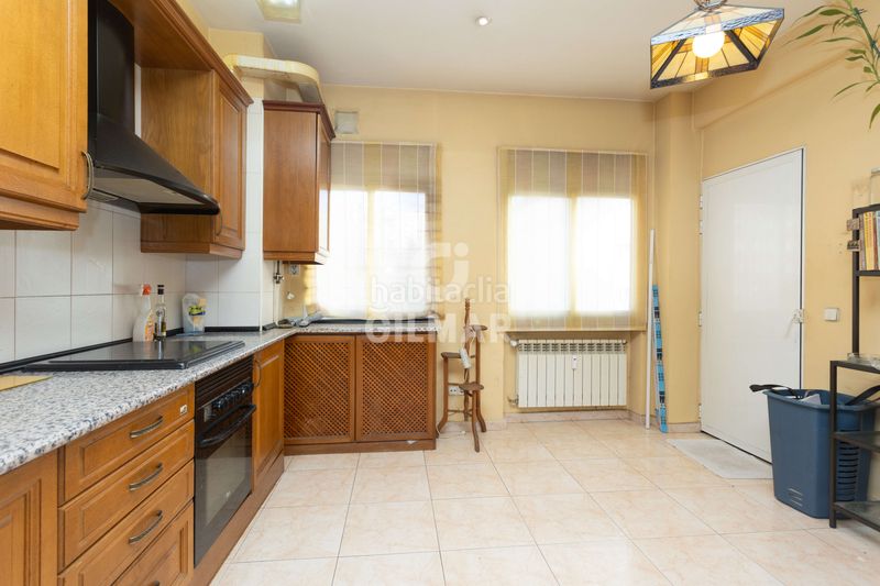 Piso descubre este elegante piso ubicado en el barrio de Estrella, dentro del prestigioso distrito de retiro . con una superfi en Madrid - Imagen 14