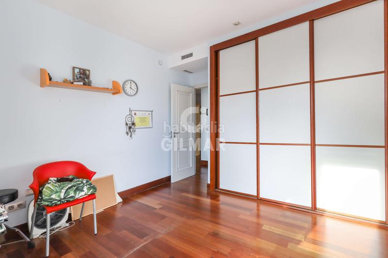 Foto c9ef3d55-157a-4fe8-b717-d563fd02d35d. Pis amb calefacció aparcament piscina a Legazpi Madrid