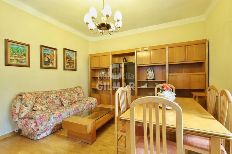 Foto 6cfd8520-c18b-47b3-8f2b-f9f20c229966. Flat with heating in Delicias Madrid