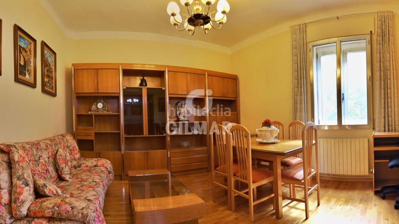Foto b691d0c3-40cc-428f-b176-d4e8f7fd7206. Flat with heating in Delicias Madrid
