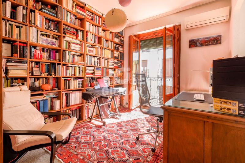 Foto af043155-dc1f-4fe3-b946-a572d00e65a7. Pis amb calefacció a Embajadores-Lavapiés Madrid