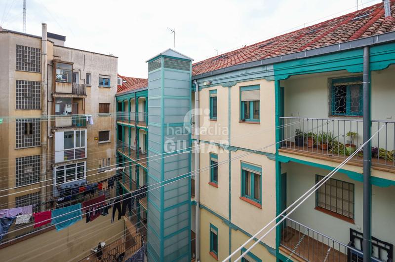 Foto b950cbe6-9017-4d87-a092-f931d7169e70. Flat with heating in Embajadores-Lavapiés Madrid