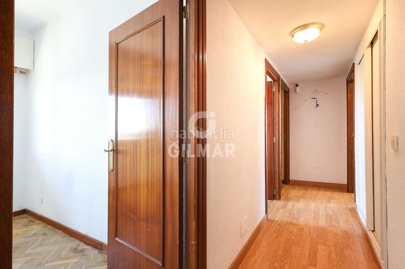 Foto b8a32867-6167-42a0-9f4d-bf64b5dd9a6a. Pis amb calefacció piscina a Legazpi Madrid