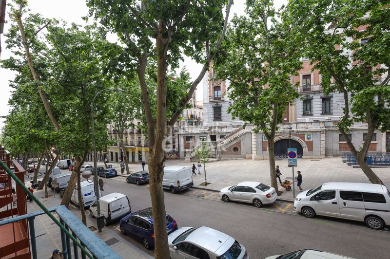 Foto d93c53a9-1fa9-41a3-9c34-11bc7690789e. Pis amb calefacció a Embajadores-Lavapiés Madrid