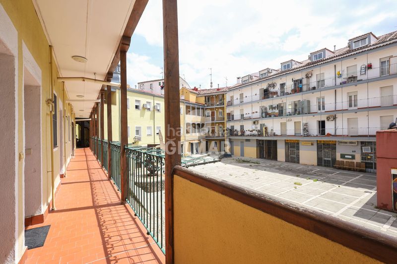 Foto e3d56c81-8550-4a25-826d-e0e0798da8d8. Pis amb calefacció a Embajadores-Lavapiés Madrid