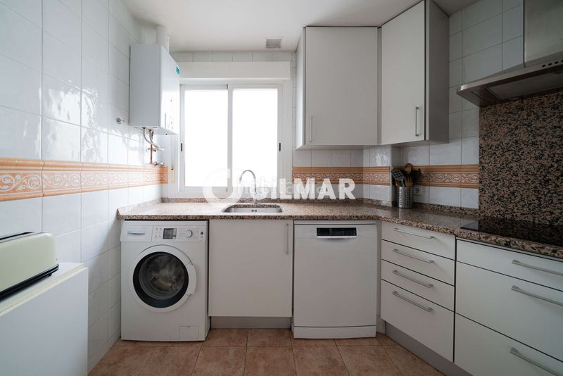 Foto d681d531-7a28-40f1-a600-a6d2229628c0. Pis amb calefacció aparcament a Embajadores-Lavapiés Madrid