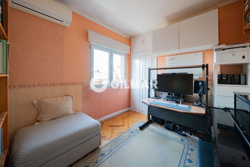 Foto ea443761-f75c-4b0a-bf87-e457c9166c93. Pis amb calefacció aparcament a Embajadores-Lavapiés Madrid