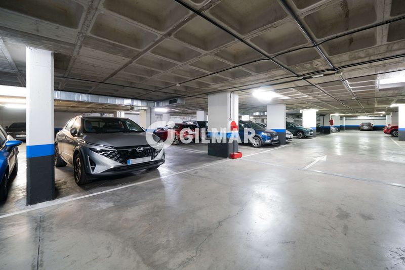 Foto f0e53880-eebb-4675-9bf3-f6376eeb7520. Pis amb calefacció aparcament a Embajadores-Lavapiés Madrid