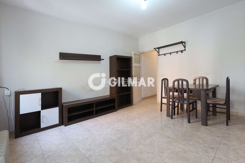 Foto b37677fb-463d-4b9e-82f6-e8e544f6eed0. Pis amb calefacció a Acacias Madrid