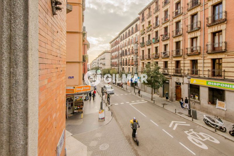 Foto dcf8aeaa-c818-4bdc-9ba9-8945970980a3. Pis amb calefacció a Embajadores-Lavapiés Madrid