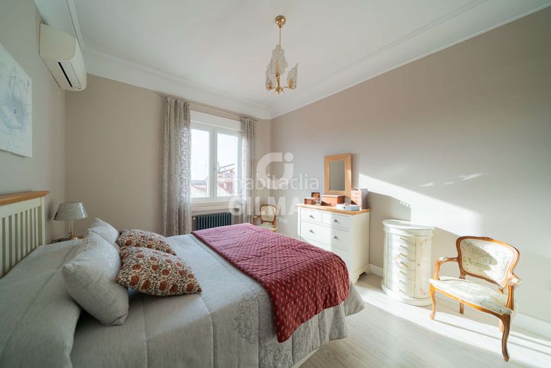 Piso este exclusivo piso está ubicado en el prestigioso barrio de Palacio, en pleno corazón del distrito centro . con una supe en Madrid - Imagen 24