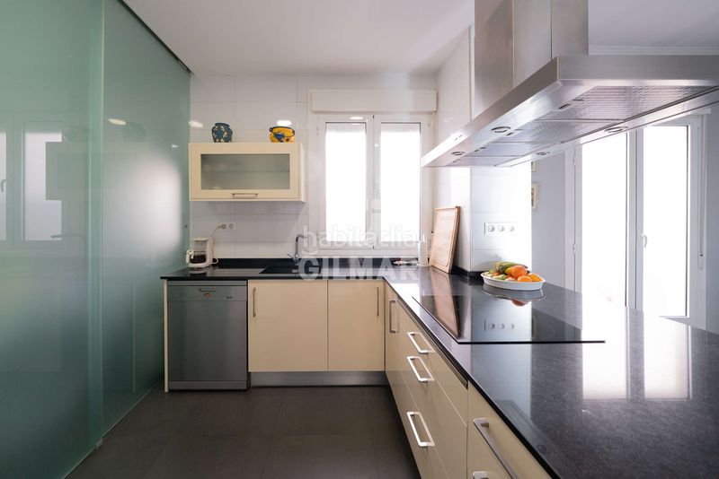 Piso este exclusivo piso está ubicado en el prestigioso barrio de Palacio, en pleno corazón del distrito centro . con una supe en Madrid - Imagen 18