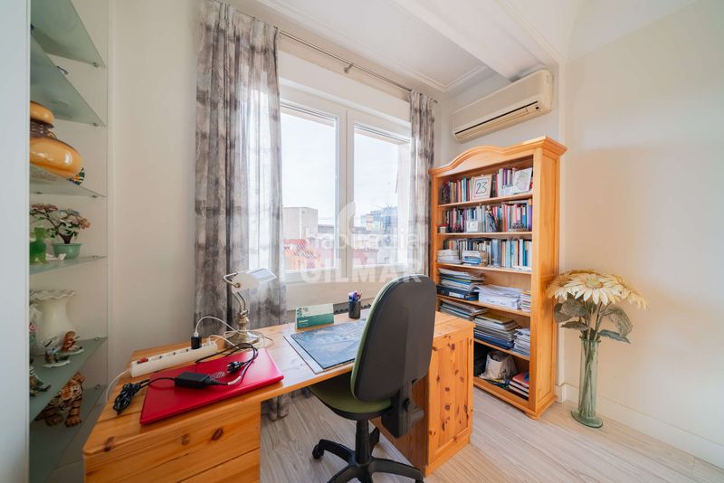 Piso este exclusivo piso está ubicado en el prestigioso barrio de Palacio, en pleno corazón del distrito centro . con una supe en Madrid - Imagen 10