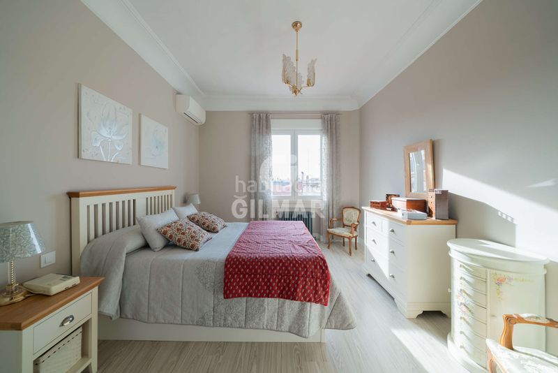 Piso este exclusivo piso está ubicado en el prestigioso barrio de Palacio, en pleno corazón del distrito centro . con una supe en Madrid - Imagen 22